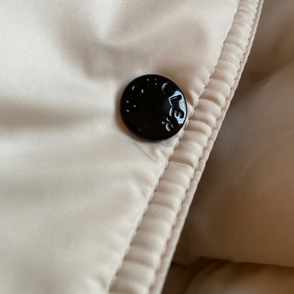 Moncler woman’s Coat - Picture 8 of 10